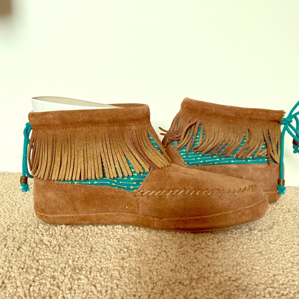 Sanuk Booties